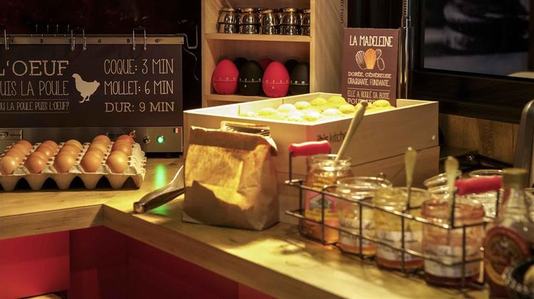 Ibis Hotel Pau-Lescar Restaurant