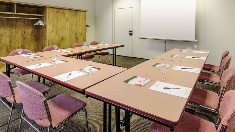 <b>Ibis Erfurt Altstadt Meeting</b>. Images powered by <a href="https://iceportal.shijigroup.com/" title="IcePortal" target="_blank">IcePortal</a>.