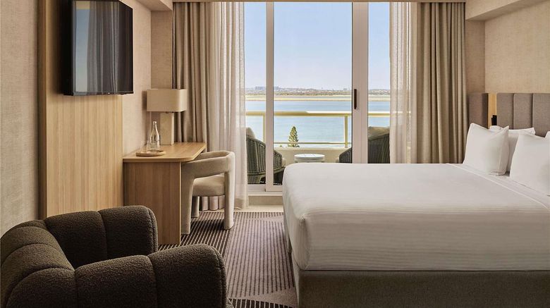 <b>The Brighton Hotel Sydney Room</b>. Images powered by <a href="https://iceportal.shijigroup.com/" title="IcePortal" target="_blank">IcePortal</a>.