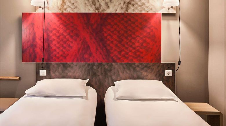 Hotel Ibis Coimbra Exterior. Images powered by <a href="https://iceportal.shijigroup.com" target="_blank" rel="noopener">Ice Portal</a>.