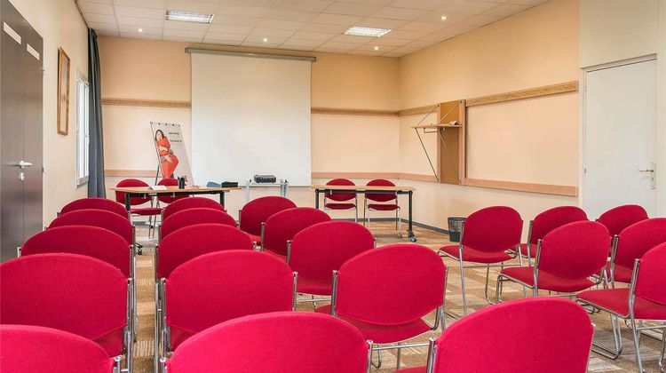 Ibis Falaise Meeting