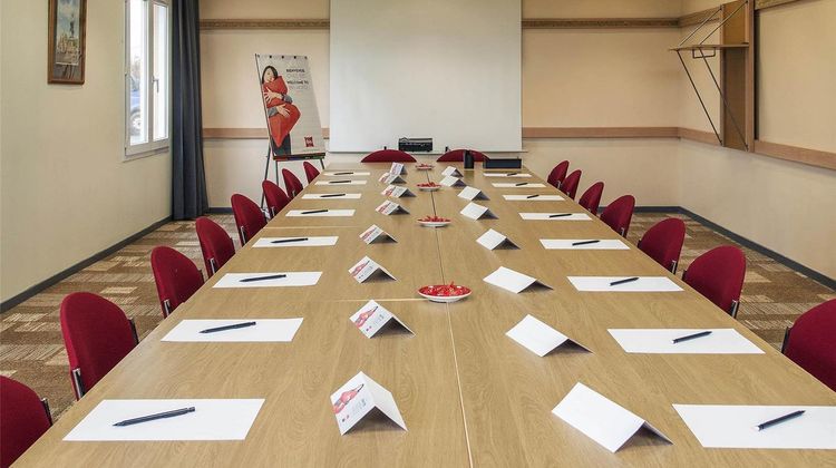 Ibis Falaise Meeting