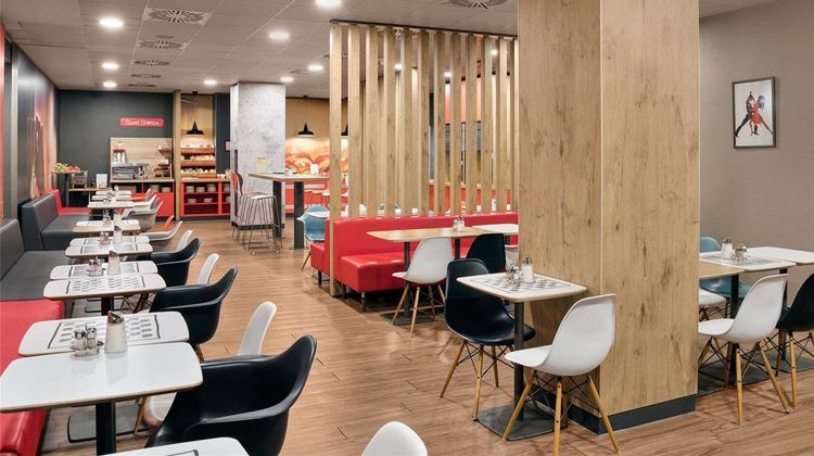 Ibis Budapest City Exterior