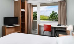 Ibis Budapest Aero Hotel