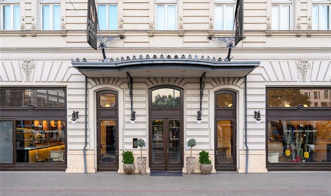 Hotel Nemzeti Budapest Exterior