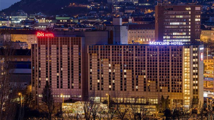 Mercure Budapest Buda Hotel Exterior