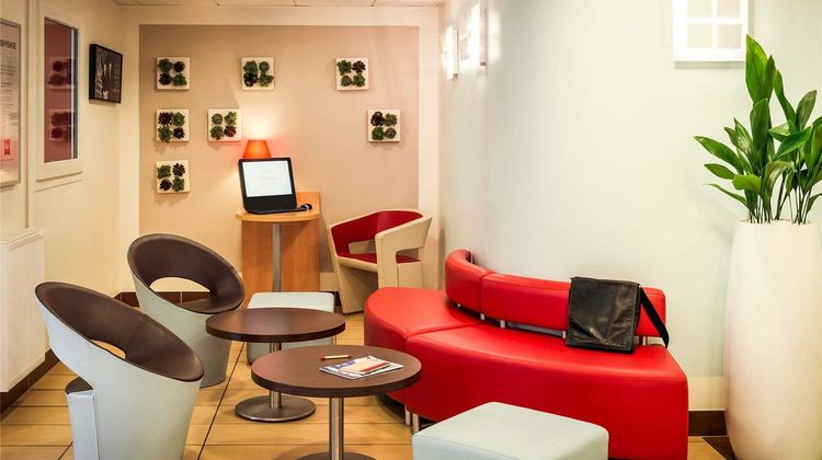 Ibis Massy Exterior