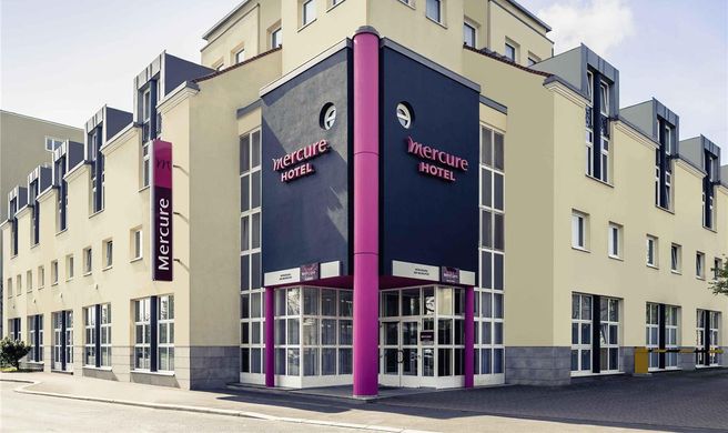 Mercure Wuerzburg Mainufer Exterior