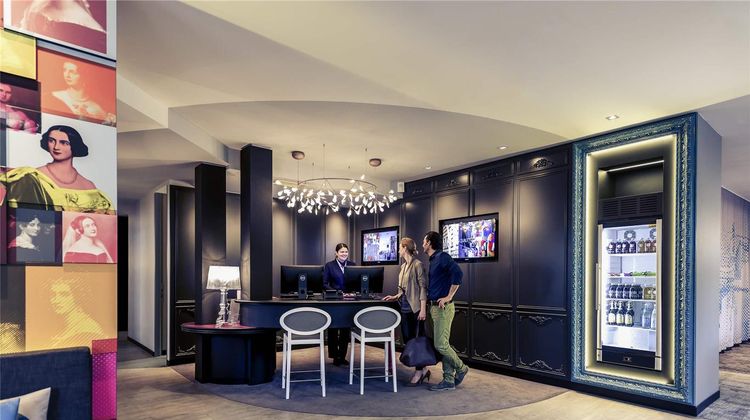 Mercure Hotel am Olympiapark Exterior