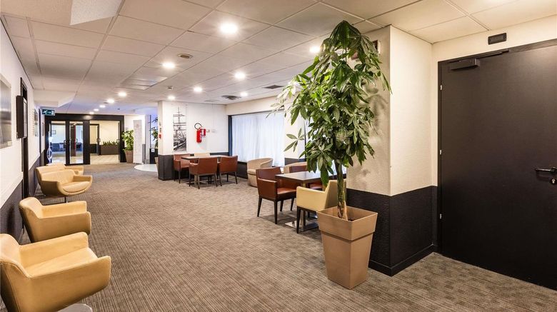 <b>Novotel Genova Ovest Meeting</b>. Images powered by <a href="https://iceportal.shijigroup.com/" title="IcePortal" target="_blank">IcePortal</a>.