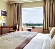 Pullman Bucharest World Trade Center Room