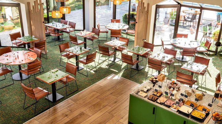 Ibis Styles Lisieux Normandie Exterior
