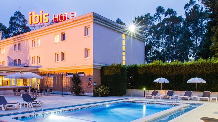Hotel Ibis Porto Sul Europarque Pool