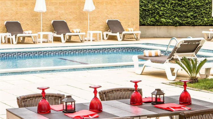 Hotel Ibis Porto Sul Europarque Pool