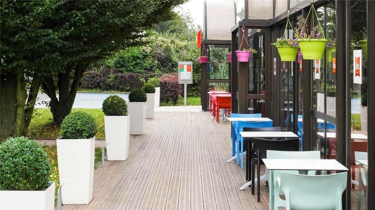 Ibis Marne la Vallee Exterior