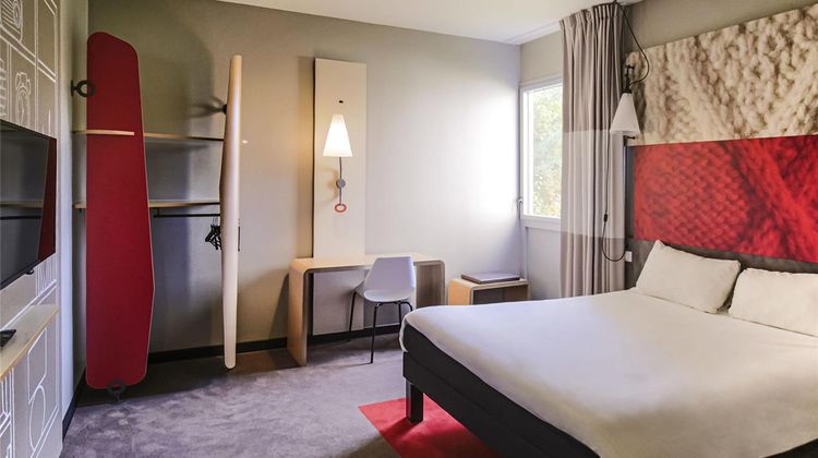 Ibis Marne la Vallee Room