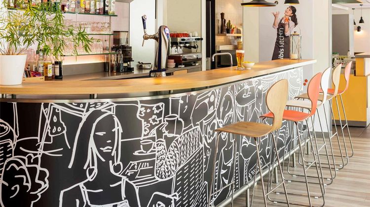 Ibis Marne la Vallee Exterior
