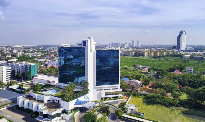 Novotel Bangna Bangkok Exterior