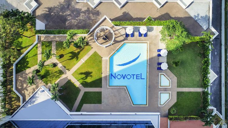 Novotel Bangna Bangkok Pool
