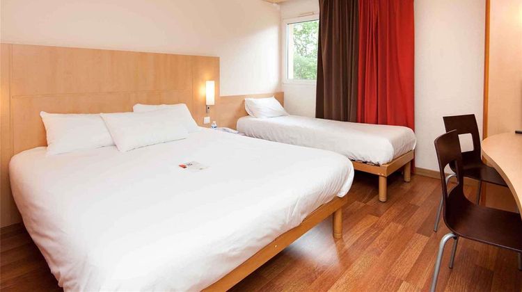 Ibis Hotel Avallon Room