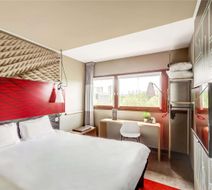 Ibis Paris Bercy Village Exterior