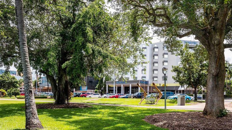 Novotel Darwin CBD Exterior