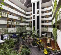 Novotel Darwin CBD Exterior