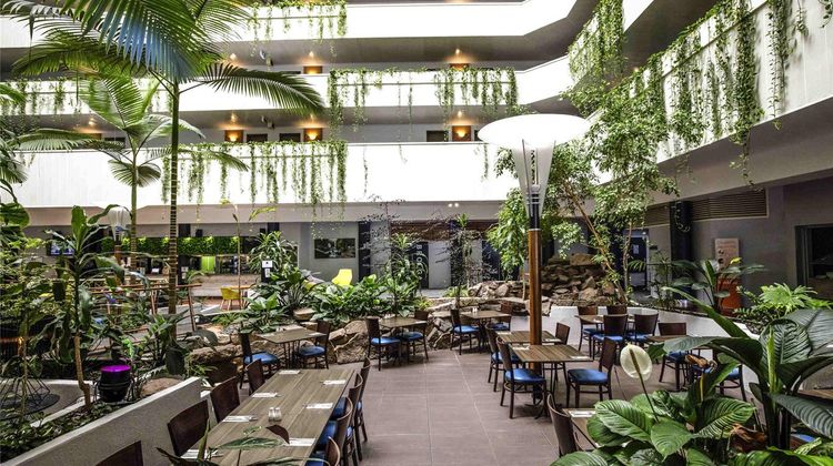 Novotel Darwin CBD Restaurant