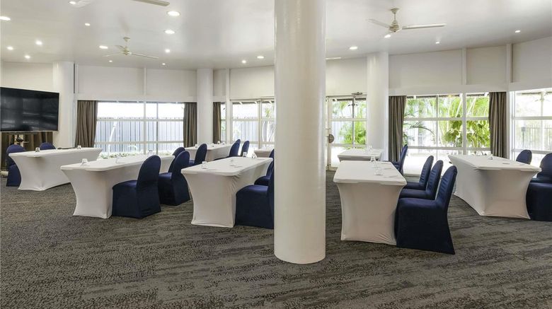 <b>Novotel Darwin CBD Meeting</b>. Images powered by <a href="https://iceportal.shijigroup.com/" title="IcePortal" target="_blank">IcePortal</a>.