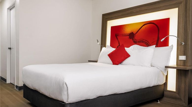 <b>Novotel Darwin CBD Room</b>. Images powered by <a href="https://iceportal.shijigroup.com/" title="IcePortal" target="_blank">IcePortal</a>.