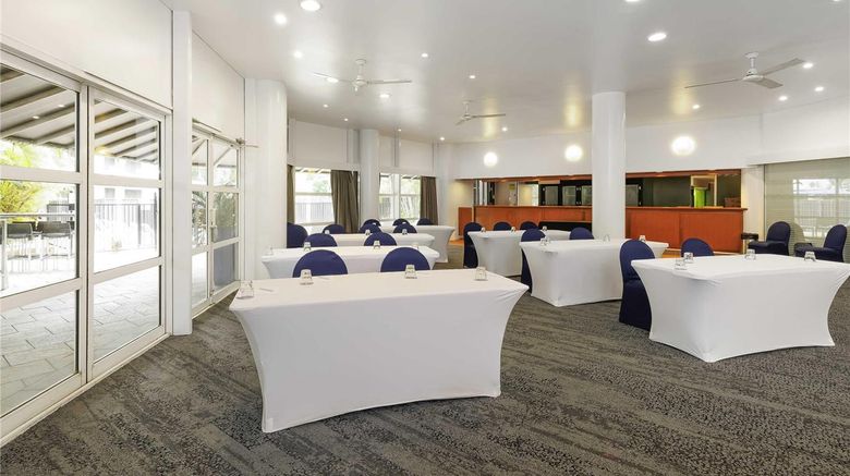 <b>Novotel Darwin CBD Meeting</b>. Images powered by <a href="https://iceportal.shijigroup.com/" title="IcePortal" target="_blank">IcePortal</a>.