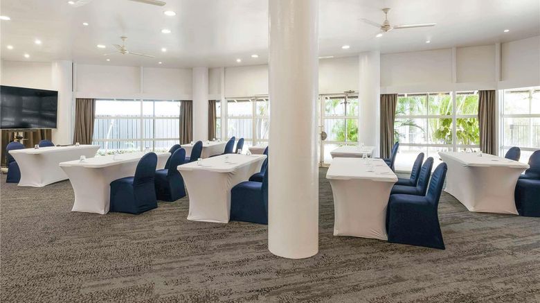 <b>Novotel Darwin CBD Meeting</b>. Images powered by <a href="https://iceportal.shijigroup.com/" title="IcePortal" target="_blank">IcePortal</a>.