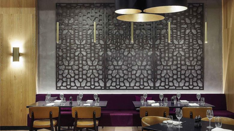 <b>Mercure Hotel Perth Restaurant</b>. Images powered by <a href="https://iceportal.shijigroup.com/" title="IcePortal" target="_blank">IcePortal</a>.