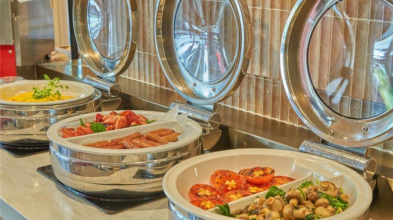<b>Hotel Ibis Perth Restaurant</b>. Images powered by <a href="https://iceportal.shijigroup.com/" title="IcePortal" target="_blank">IcePortal</a>.