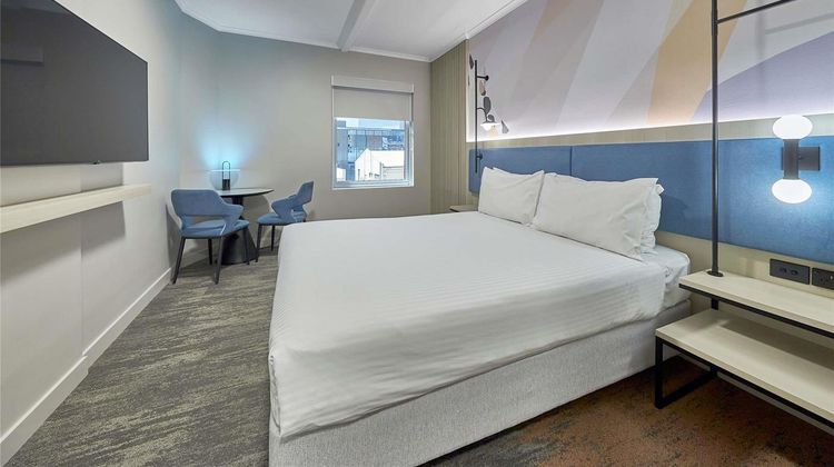 Hotel Ibis Perth Room