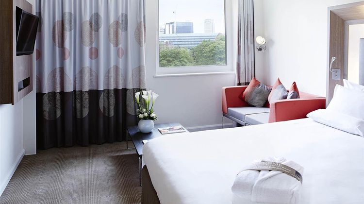 Novotel London Waterloo Room