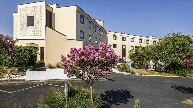 Hotel Mercure Tours Sud Exterior. Images powered by <a href="https://iceportal.shijigroup.com" target="_blank" rel="noopener">Ice Portal</a>.