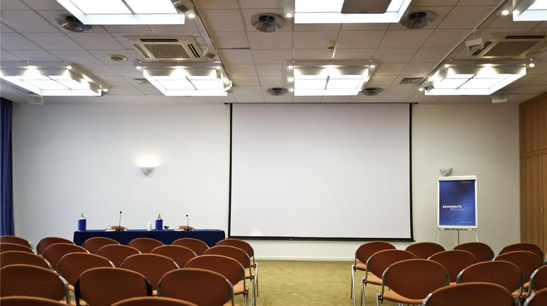 <b>Novotel Florence Nord Meeting</b>. Images powered by <a href="https://iceportal.shijigroup.com/" title="IcePortal" target="_blank">IcePortal</a>.