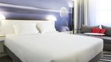 <b>Novotel Florence Nord Room</b>. Images powered by <a href="https://iceportal.shijigroup.com/" title="IcePortal" target="_blank">IcePortal</a>.