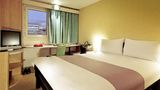 <b>Hotel Ibis Braga Room</b>. Images powered by <a href="https://iceportal.shijigroup.com/" title="IcePortal" target="_blank">IcePortal</a>.