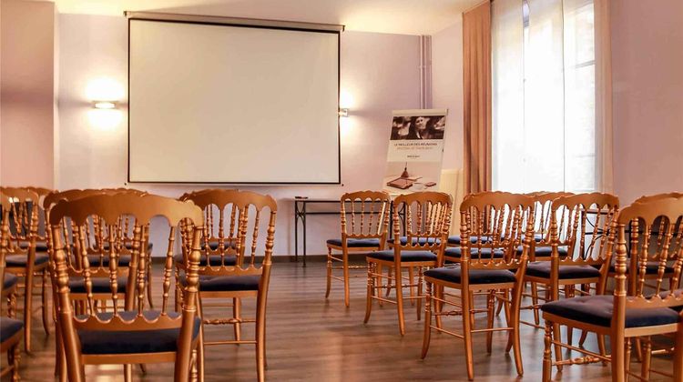 Mercure St Nectaire Meeting
