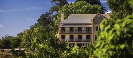 Mount Lofty House Exterior