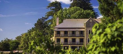Mount Lofty House Exterior