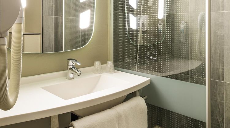 Ibis Paris Gare de Nord Room