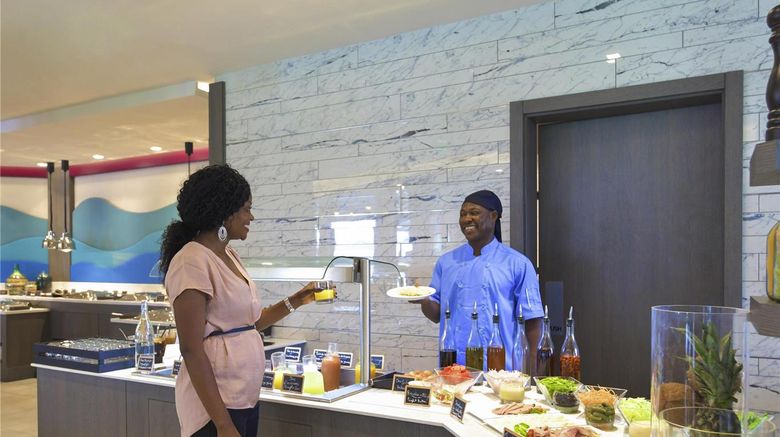 <b>Novotel Orisha Restaurant</b>. Images powered by <a href="https://iceportal.shijigroup.com/" title="IcePortal" target="_blank">IcePortal</a>.