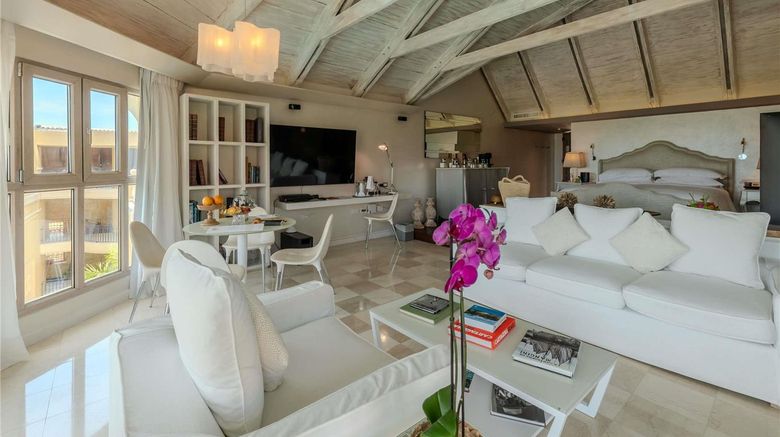 <b>Sofitel Legend Santa Clara Cartagena Suite</b>. Images powered by <a href="https://iceportal.shijigroup.com/" title="IcePortal" target="_blank">IcePortal</a>.
