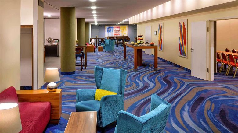 <b>Mercure Hotel Berlin Tempelhof Airport Meeting</b>. Images powered by <a href="https://iceportal.shijigroup.com/" title="IcePortal" target="_blank">IcePortal</a>.