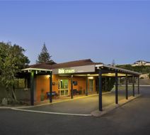 Ibis Styles Geraldton Exterior