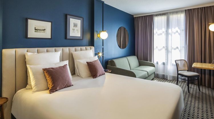 Hotel Mercure Versailles Chateau 2 M Room
