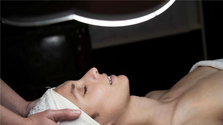 <b>Mercure Paris Opera Garnier Spa</b>. Images powered by <a href="https://iceportal.shijigroup.com/" title="IcePortal" target="_blank">IcePortal</a>.